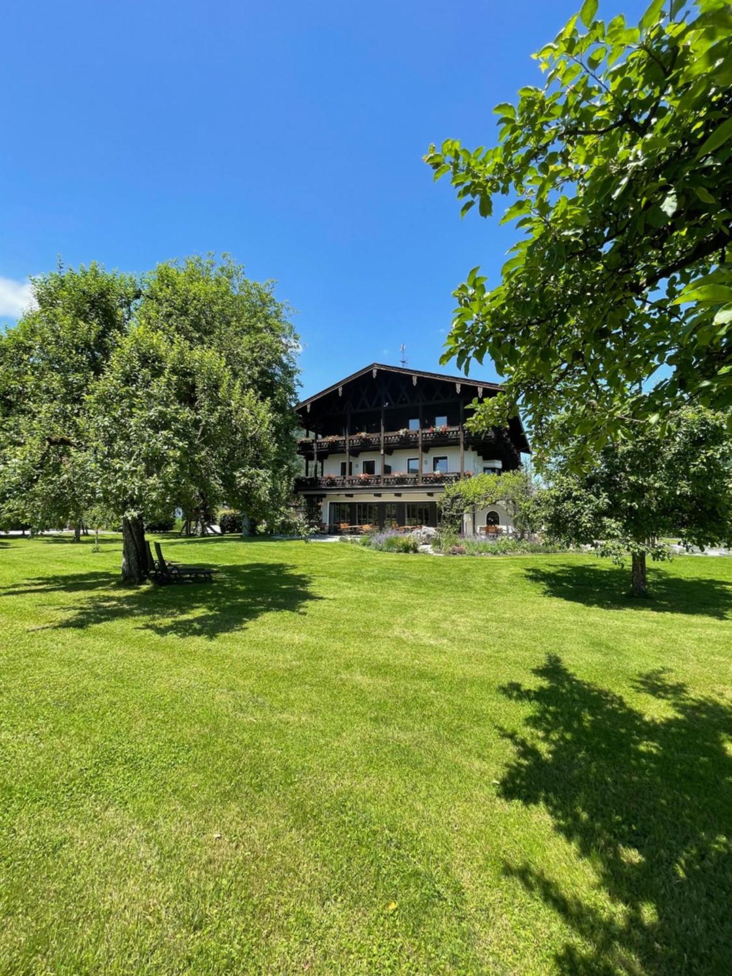 Alpenhof Landhotel Restaurant 오베라우도프 외부 사진