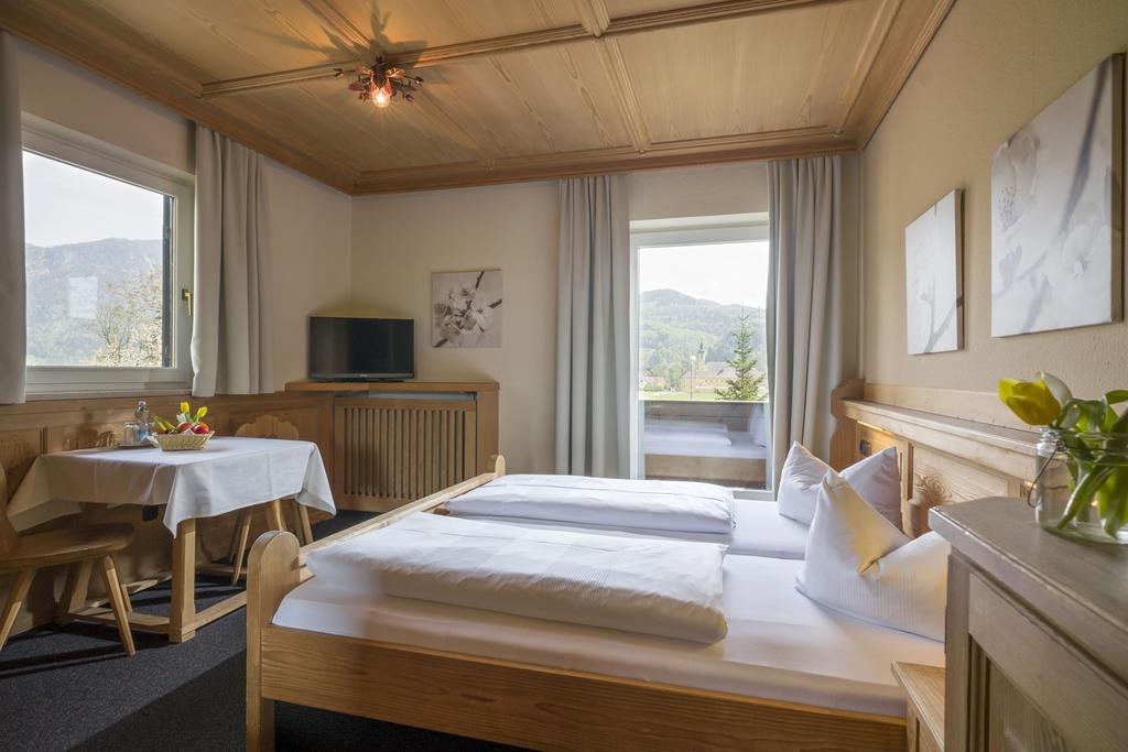 Alpenhof Landhotel Restaurant 오베라우도프 외부 사진