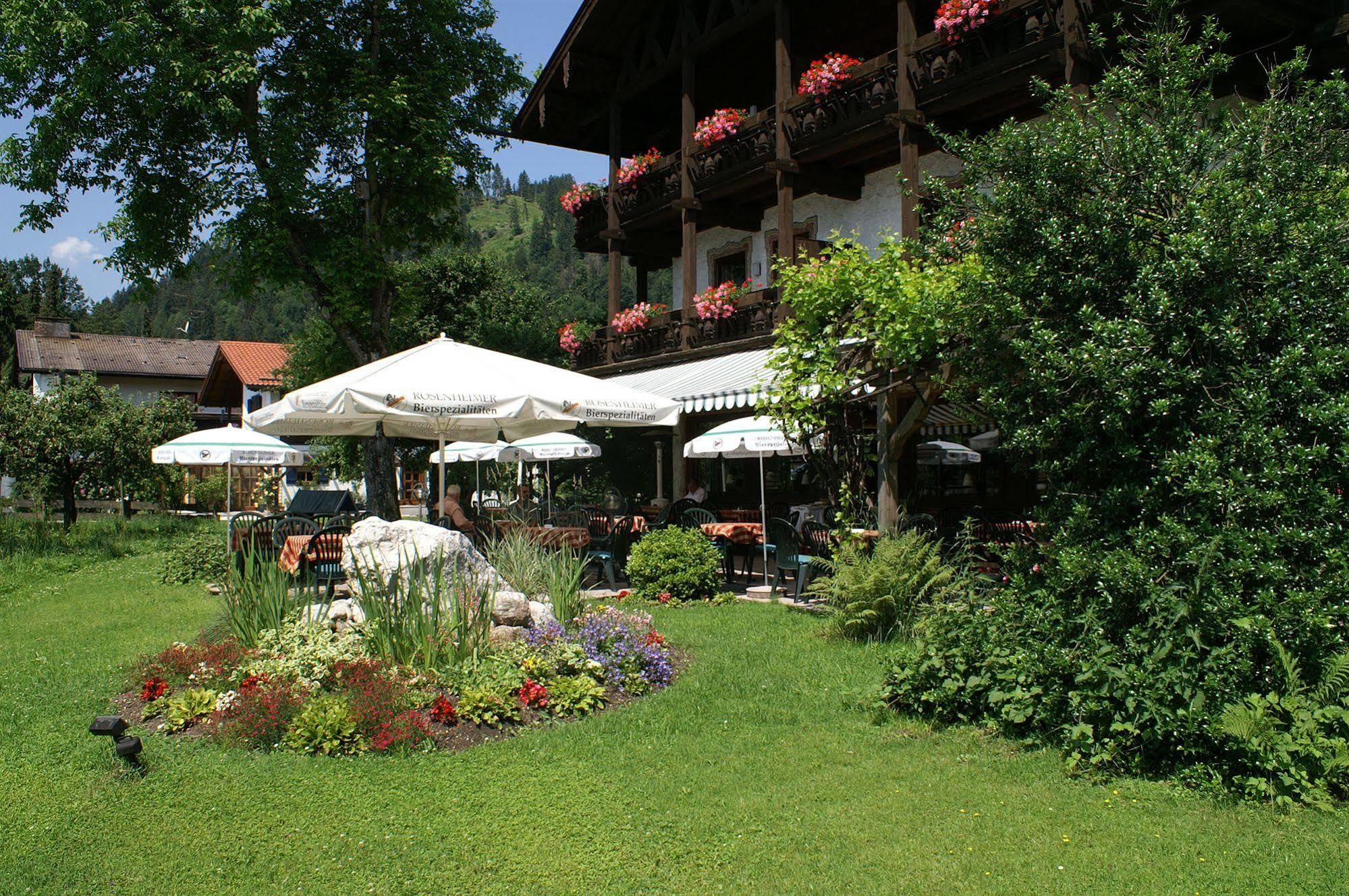 Alpenhof Landhotel Restaurant 오베라우도프 외부 사진